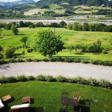 Villa Gelsomina Varano deʼ Melegari Екстериор снимка